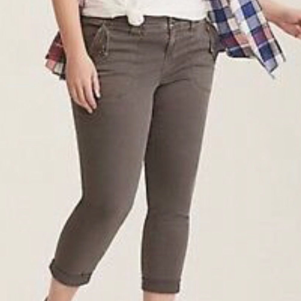 Cropped Twill Military Pant